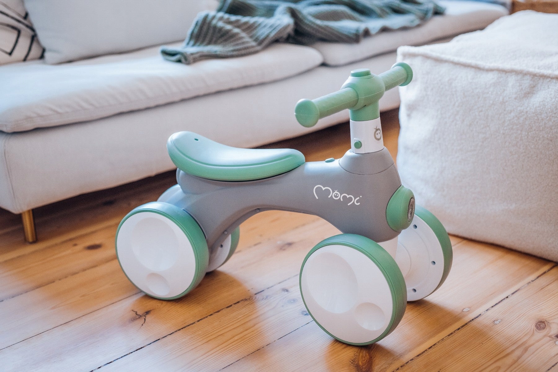 Balance bike MoMi TOBIS green - from 2 years light horn light up to 20kg Model Tobis