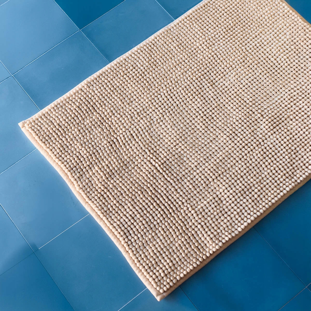 Bathroom Rug JON Beige Non-Slip 50x70 cm HOMLA Brand Homla