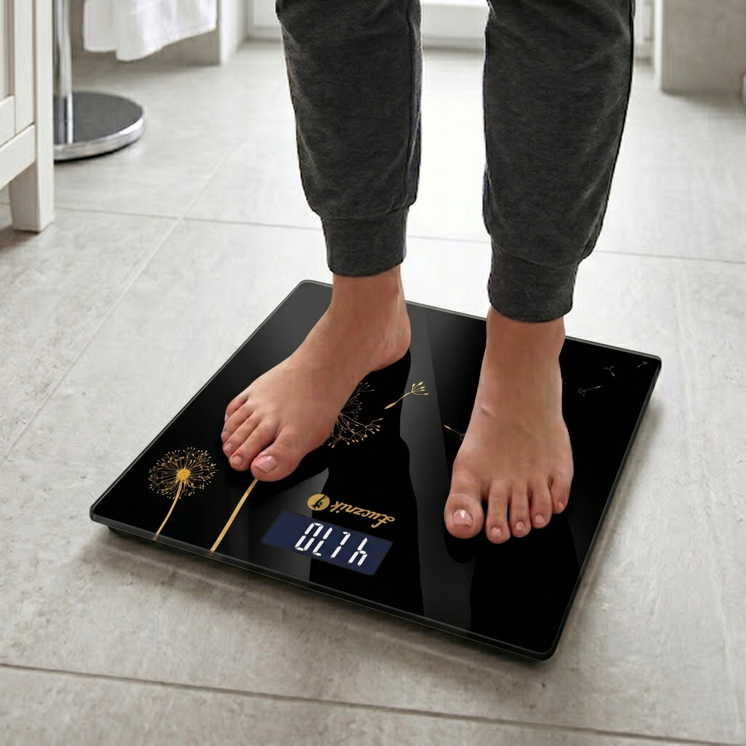 Bathroom Scale Electronic Glass Accurate Łucznik Black 150kg BATTERIES Manufacturer code 02.219