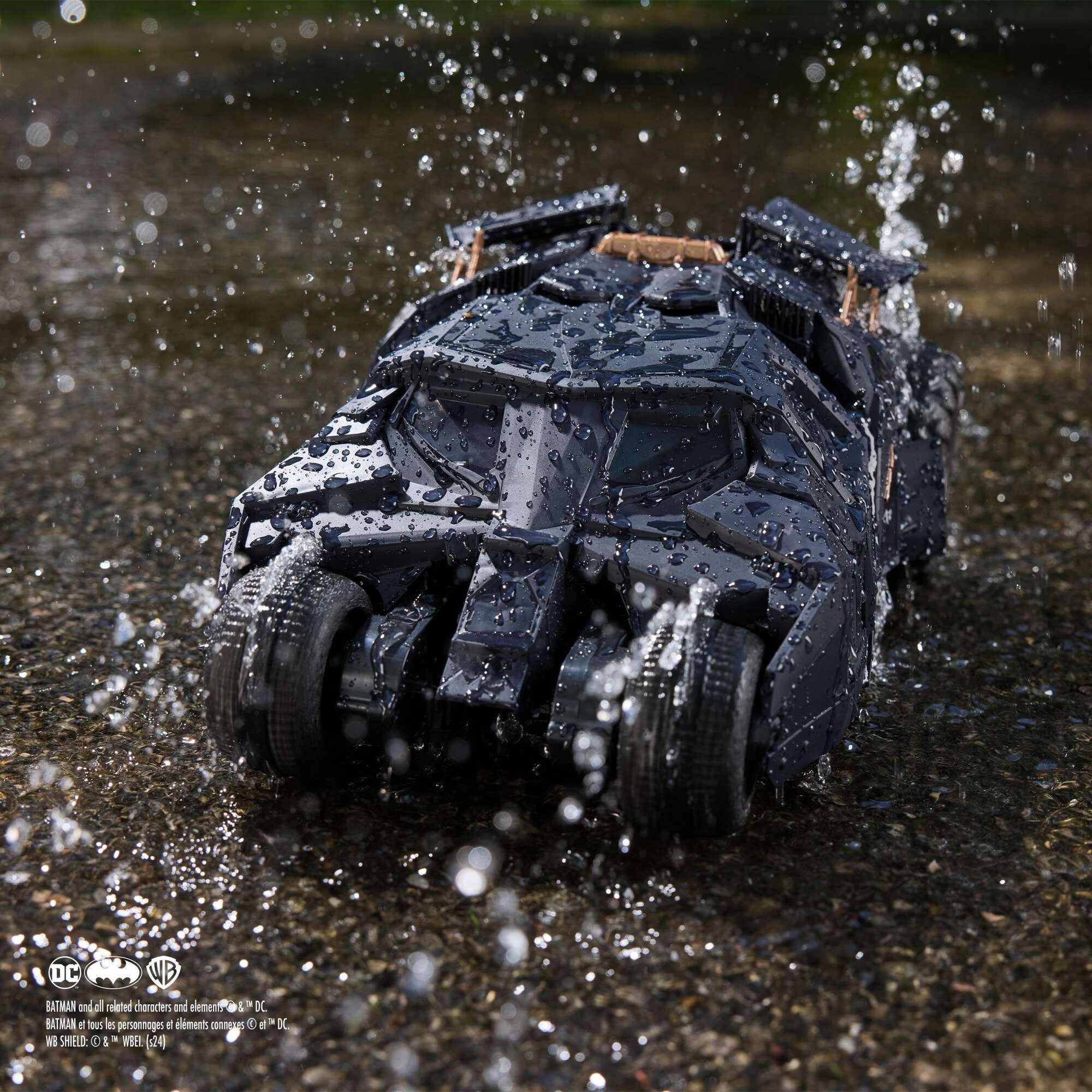 Batmobile Remote Controlled Vehicle DC Comics Tumbler RC Auto Batman Brand Spin Master