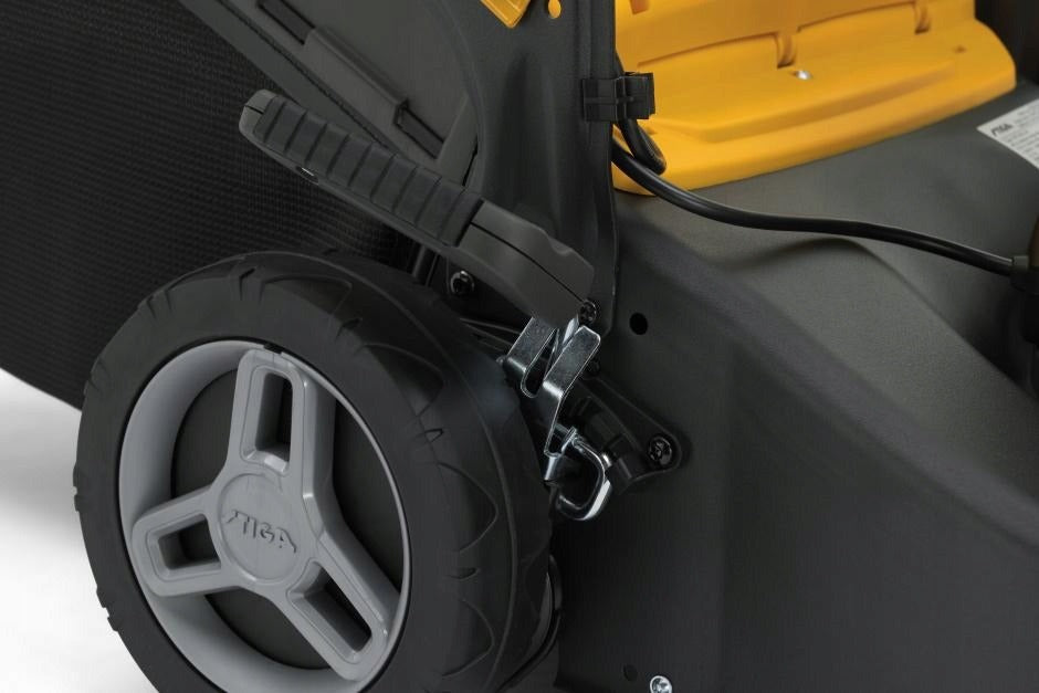 Battery mower Stiga Collector 548e 46cm 48V Charger + Aku 4Ah Product weight with unit packaging 30 kg