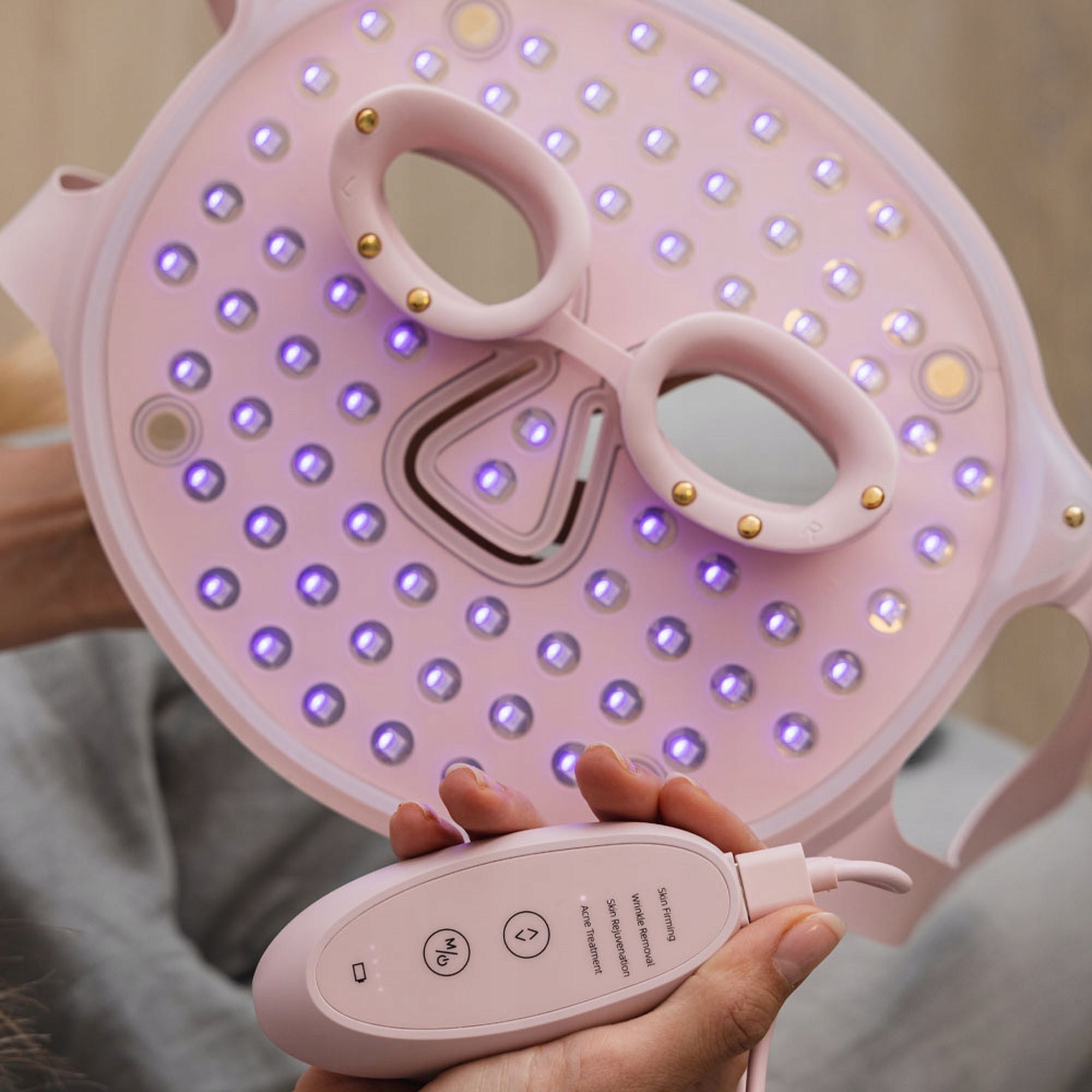 Beautifly Aura Glam Pro LED Light Therapy Mask Brand Beautifly