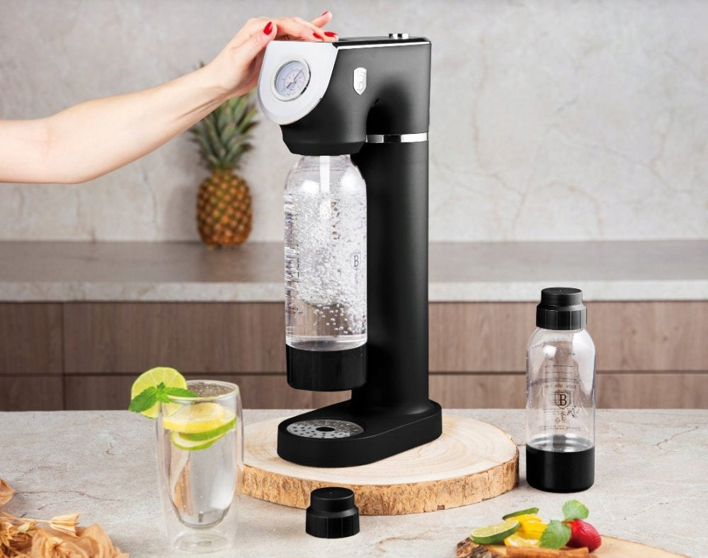BerlingerHaus BH-8598 Matte Black Collection Water Carbonator Packaging status original