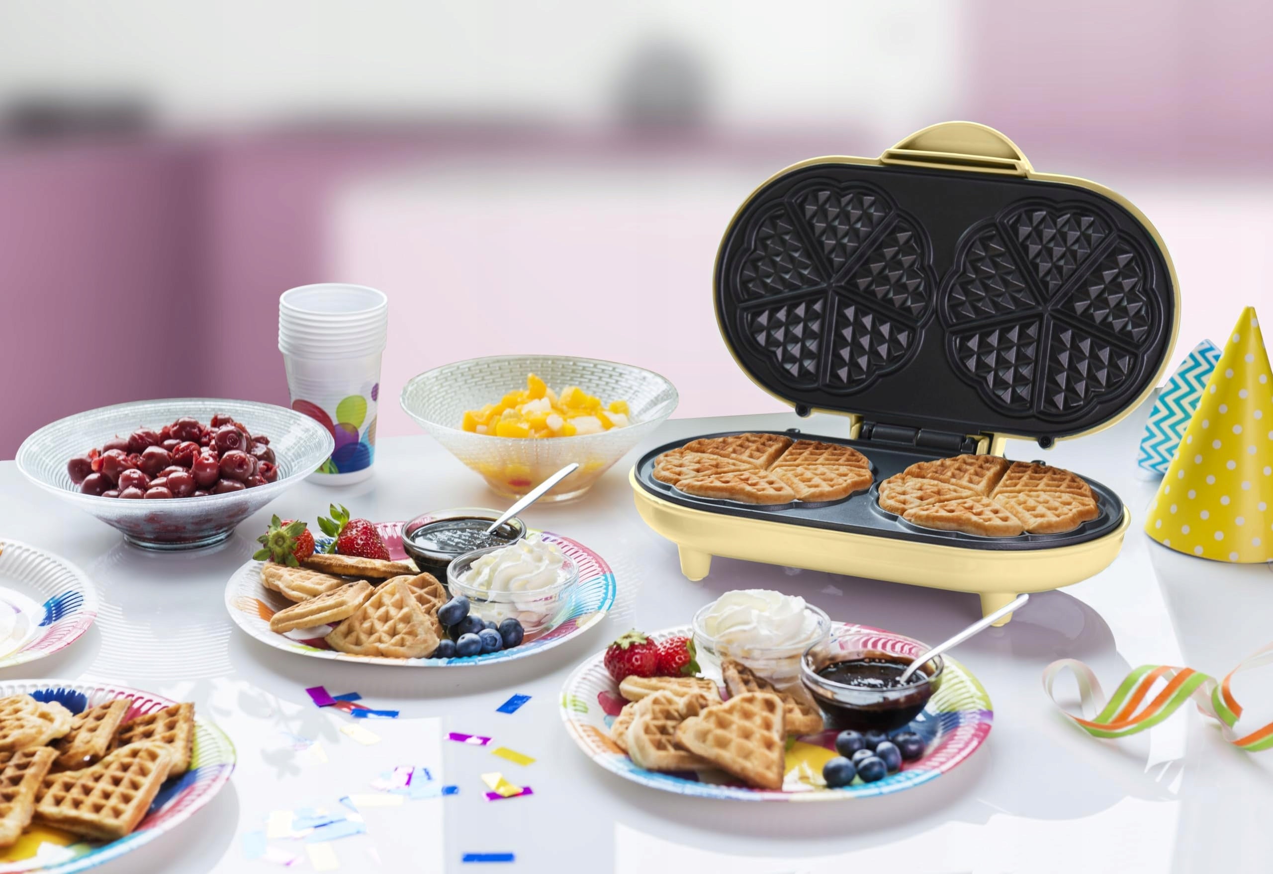 Bestron ADWM1000V Double Heart Waffle Iron 1000W Yellow Brand Bestron