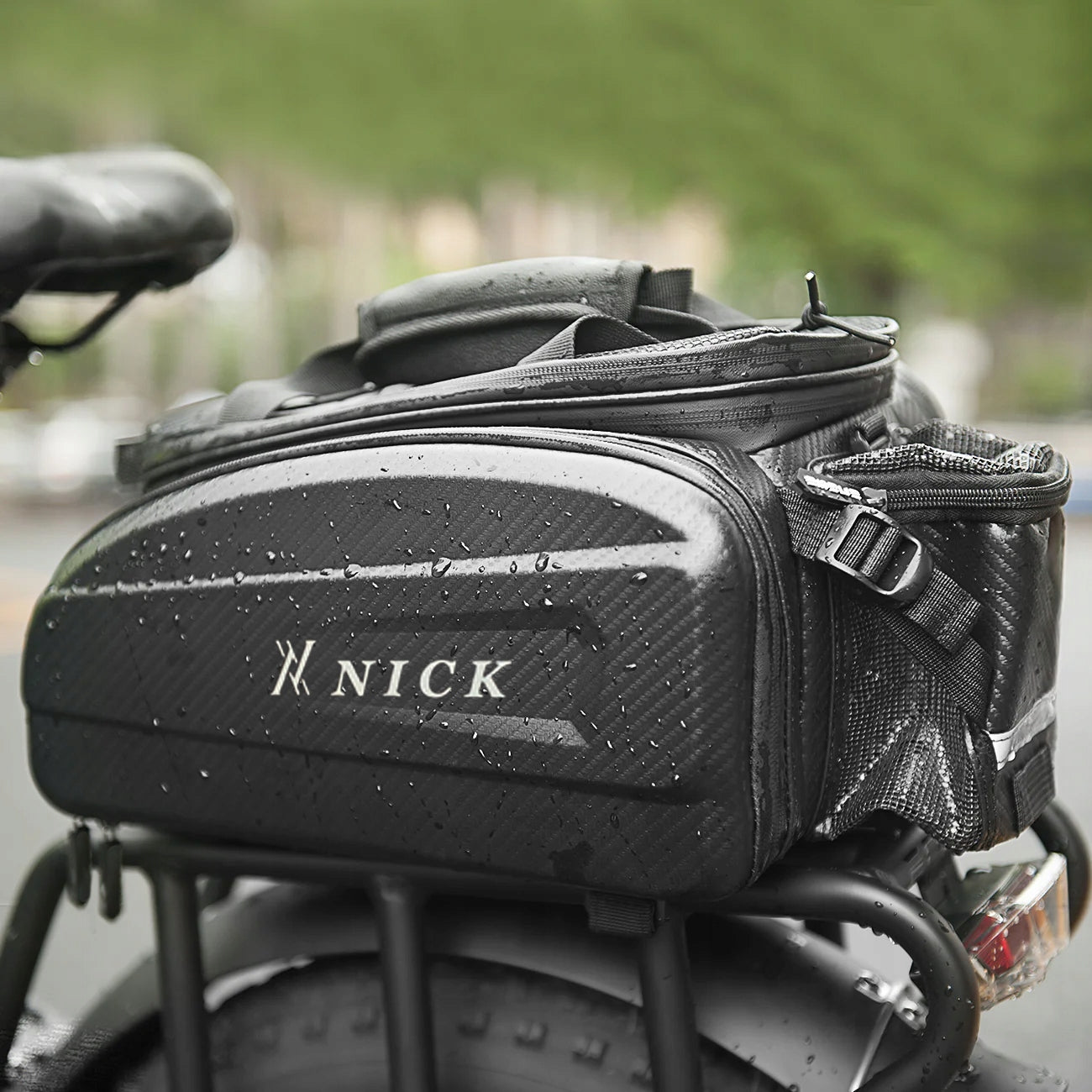 Bicycle bag NICK 17-35l Color black