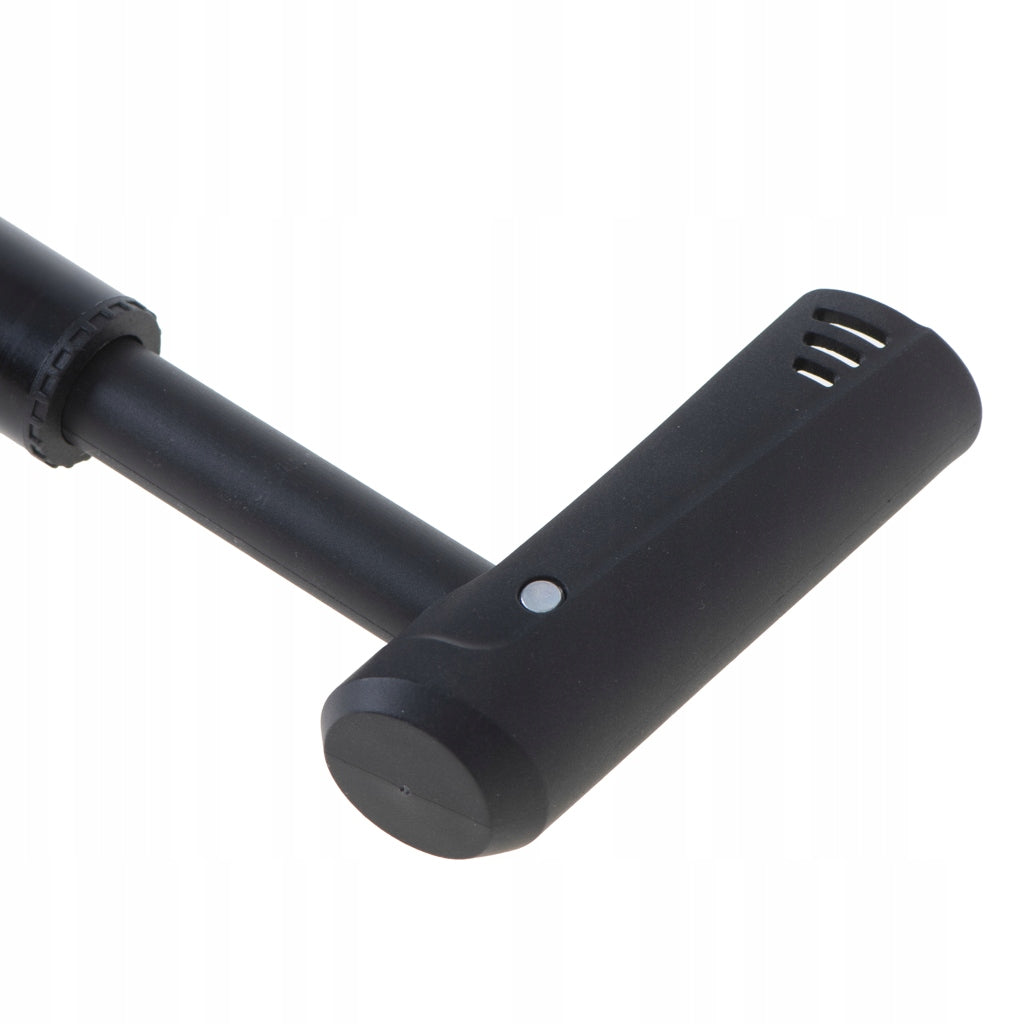 Bicycle pump with pressure gauge hand grip Dominant material synthetic material
