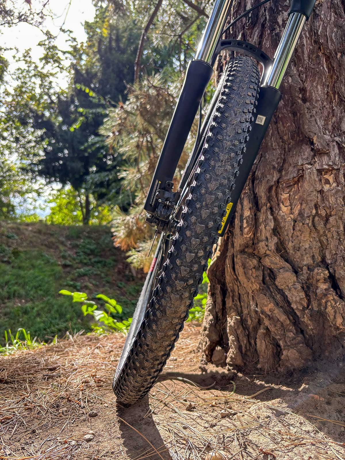 Bicycle tyre 26 inches TRC 26x2.125 ANTI-PUNCTURE INSERT 57-559 STRONG Tire type wired