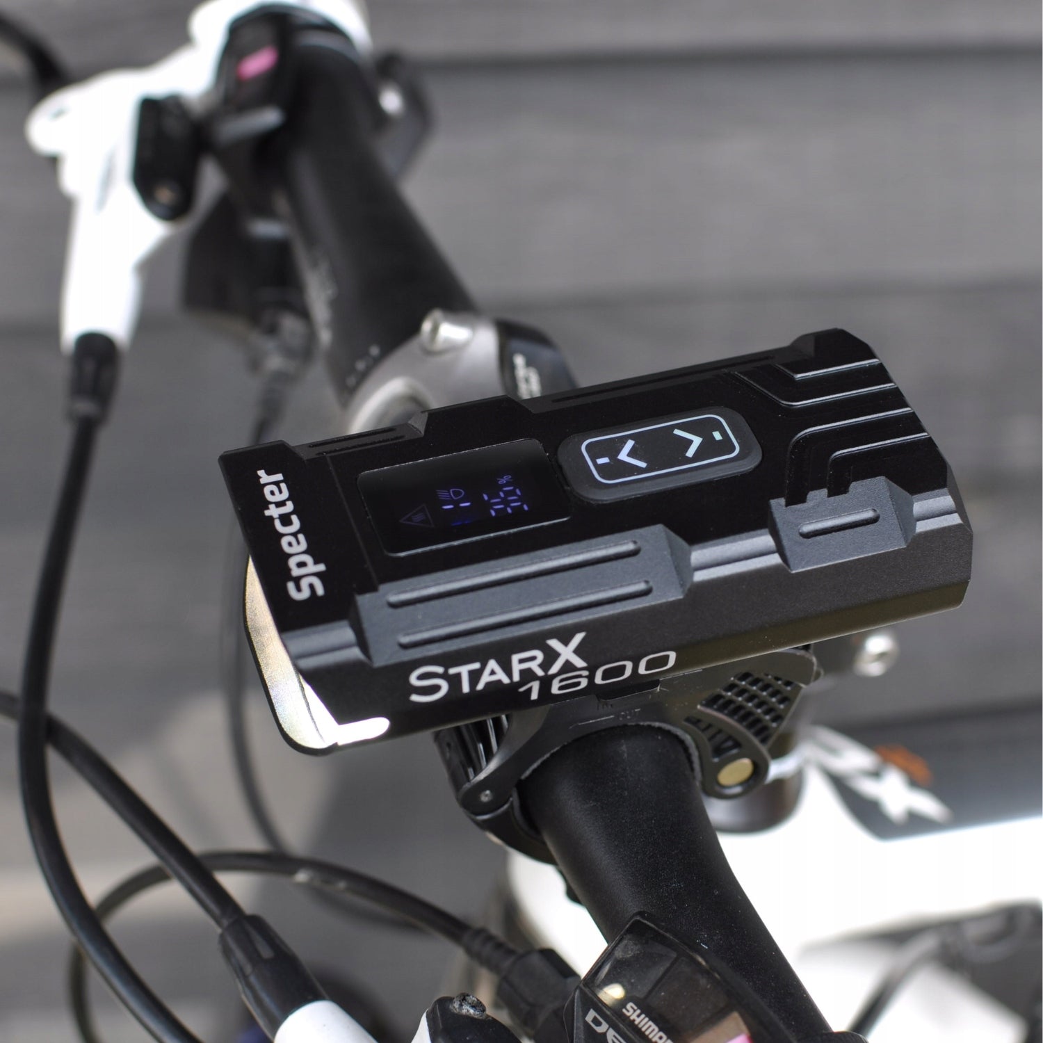Bike Light Rechargeable Flashlight Front 1600 LM Power bank 6000 mAh Light source LED