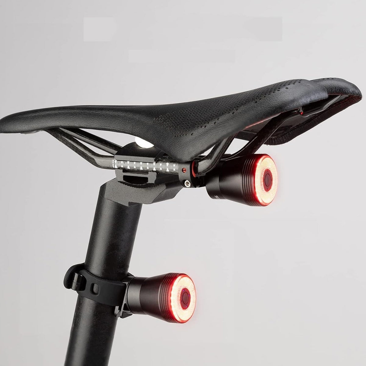 Bike light REAR lighting brake detection 5 modes Set contents lamp handlebar mount holder user manual