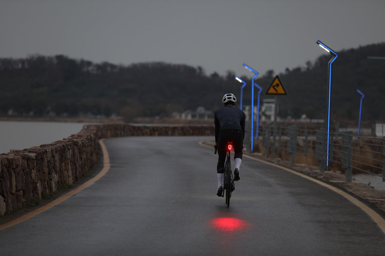 Bike radar with lighting iGPSPORT SR Mini 30 lm battery Manufacturer code SR Mini