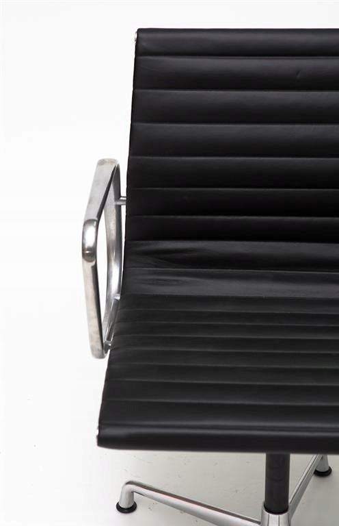 Black Office chair genuine leather 108 Manufacturer code CH1081T