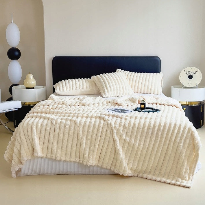 Blanket 160x200 plush embossed in thick stripes fluffy cream ecru bedspread EAN (GTIN) 5907190409963