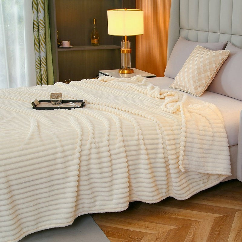 Blanket 200x220 Microfiber Embossed Thick Warm Bedspread White Manufacturer code koc kpa 220 01