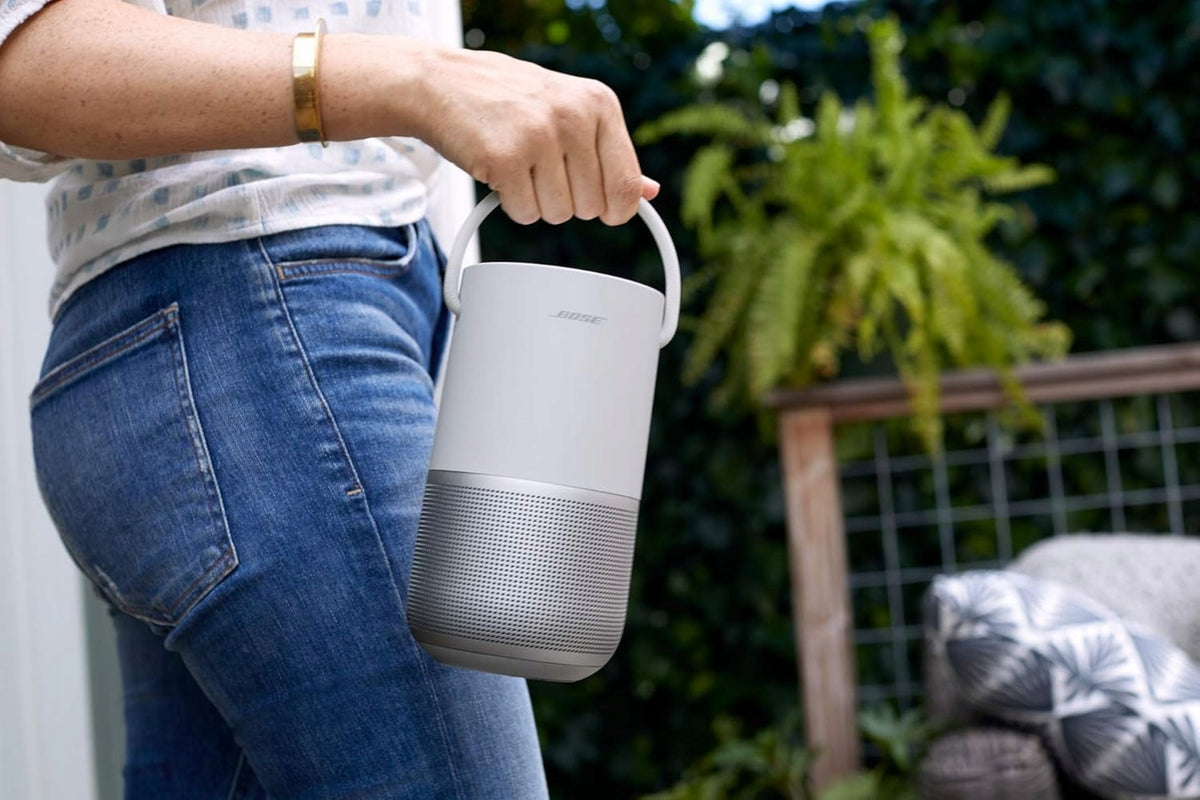 Bose Portable Smart Speaker (White) Manufacturer code 829393-2300