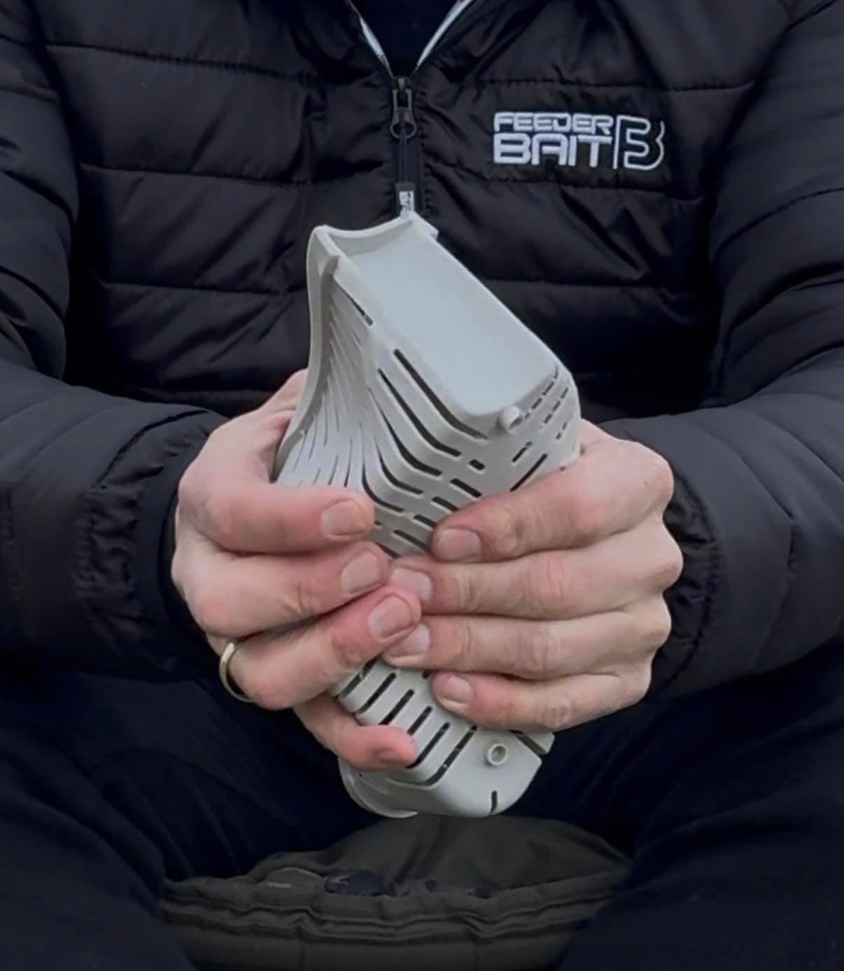 Box with strainer Feeder Bait grey 1,9L for soaking Pellet Product weight with unit packaging 0.154 kg
