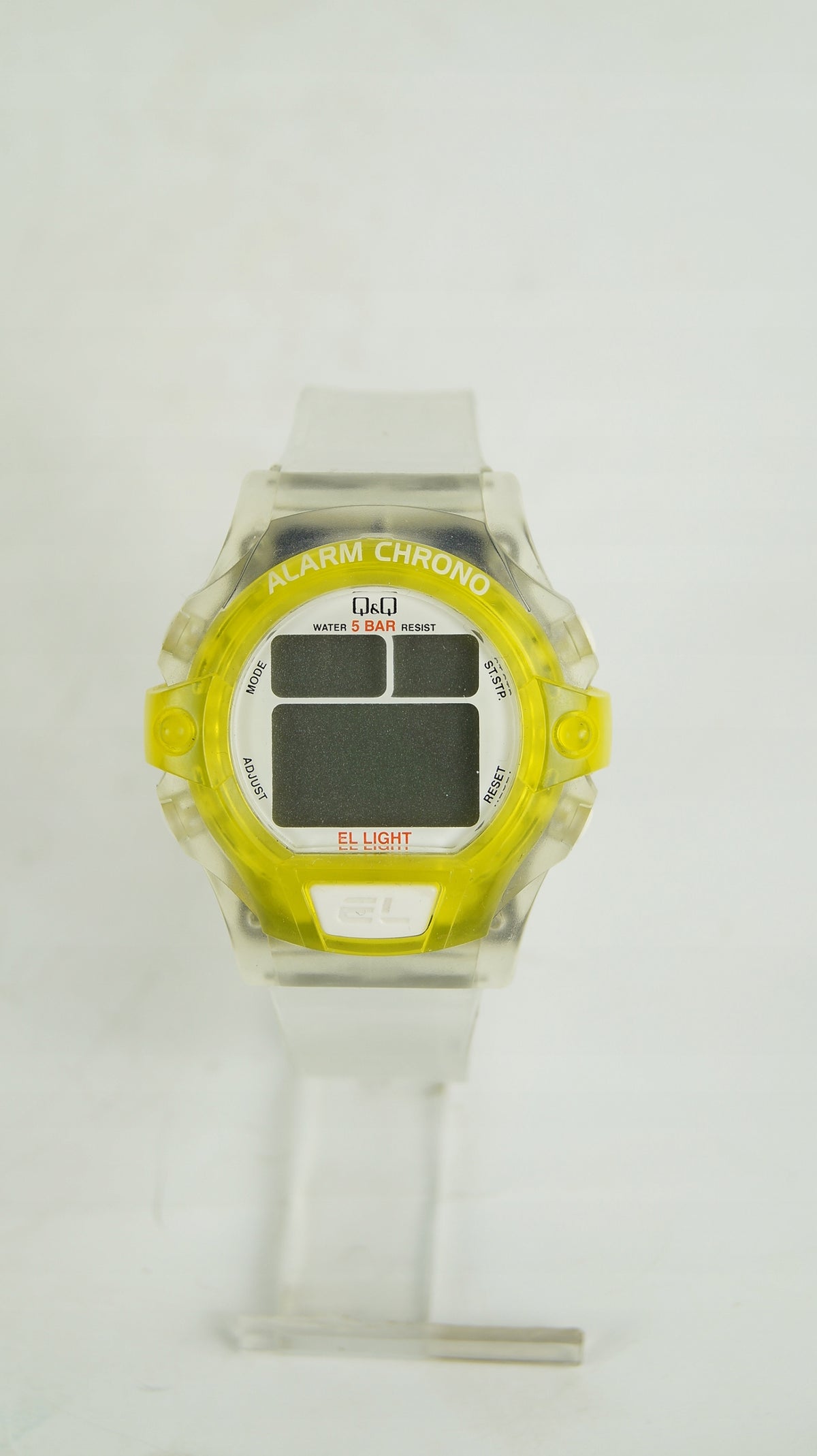 Branded youth sports watch Q&Q Brand Q&Q