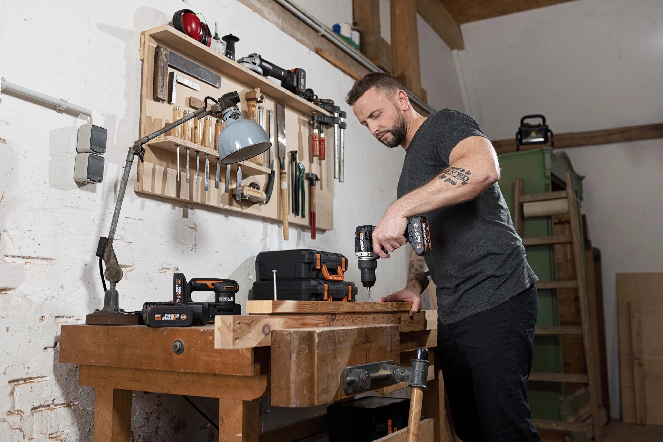 Brushless drill WORX NITRO WX352 UDAR 60Nm SOLO + SUITCASE Motor type brushless motor