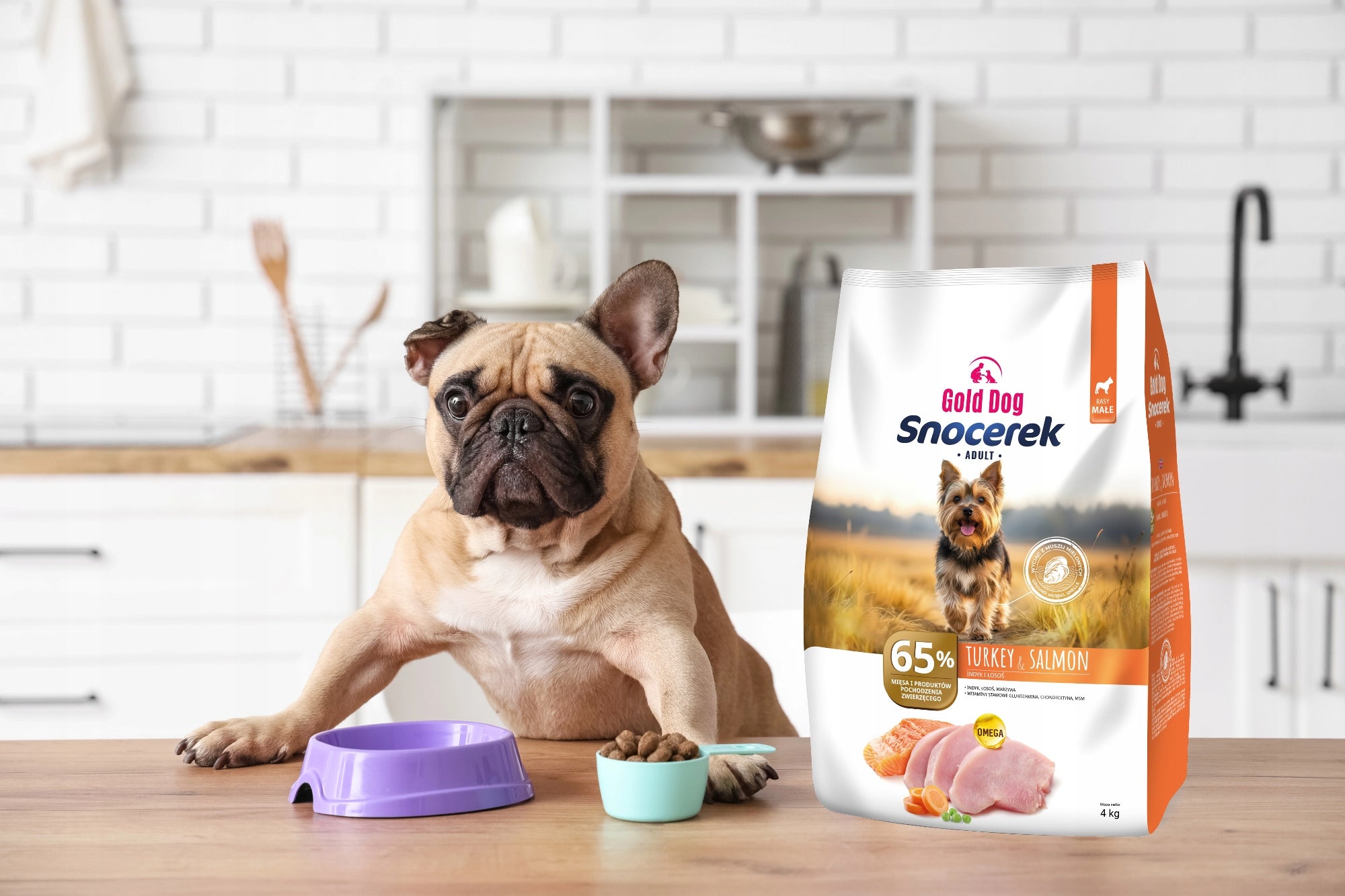 Bulldog food Gold Dog Snocerek 4kg turkey salmon vegetables small breeds Packaging status original