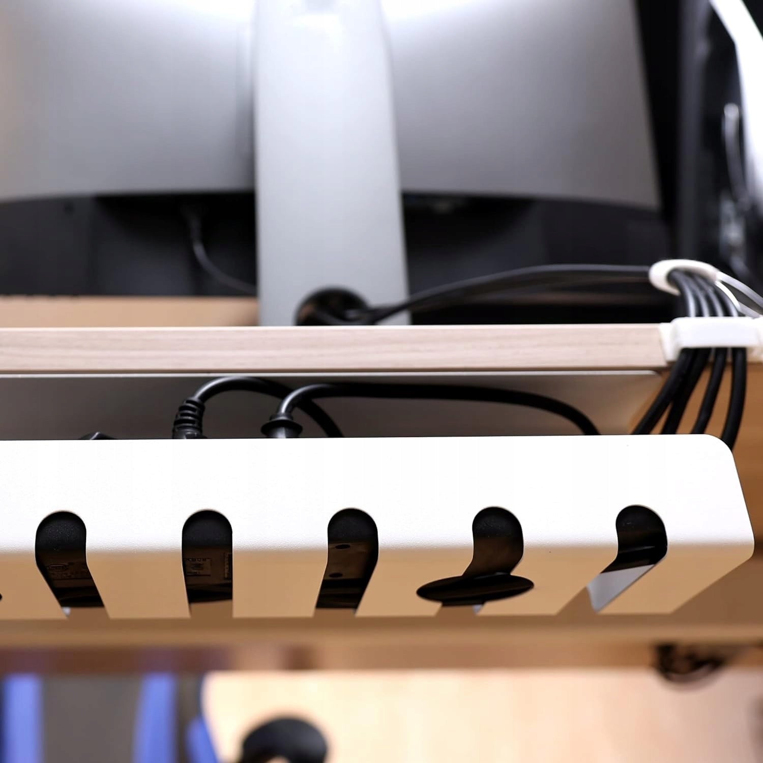 CABLE HOOD FOR DESK ORGANIZER COUNTERTOP 60cm XXL EAN (GTIN) 5905817989645