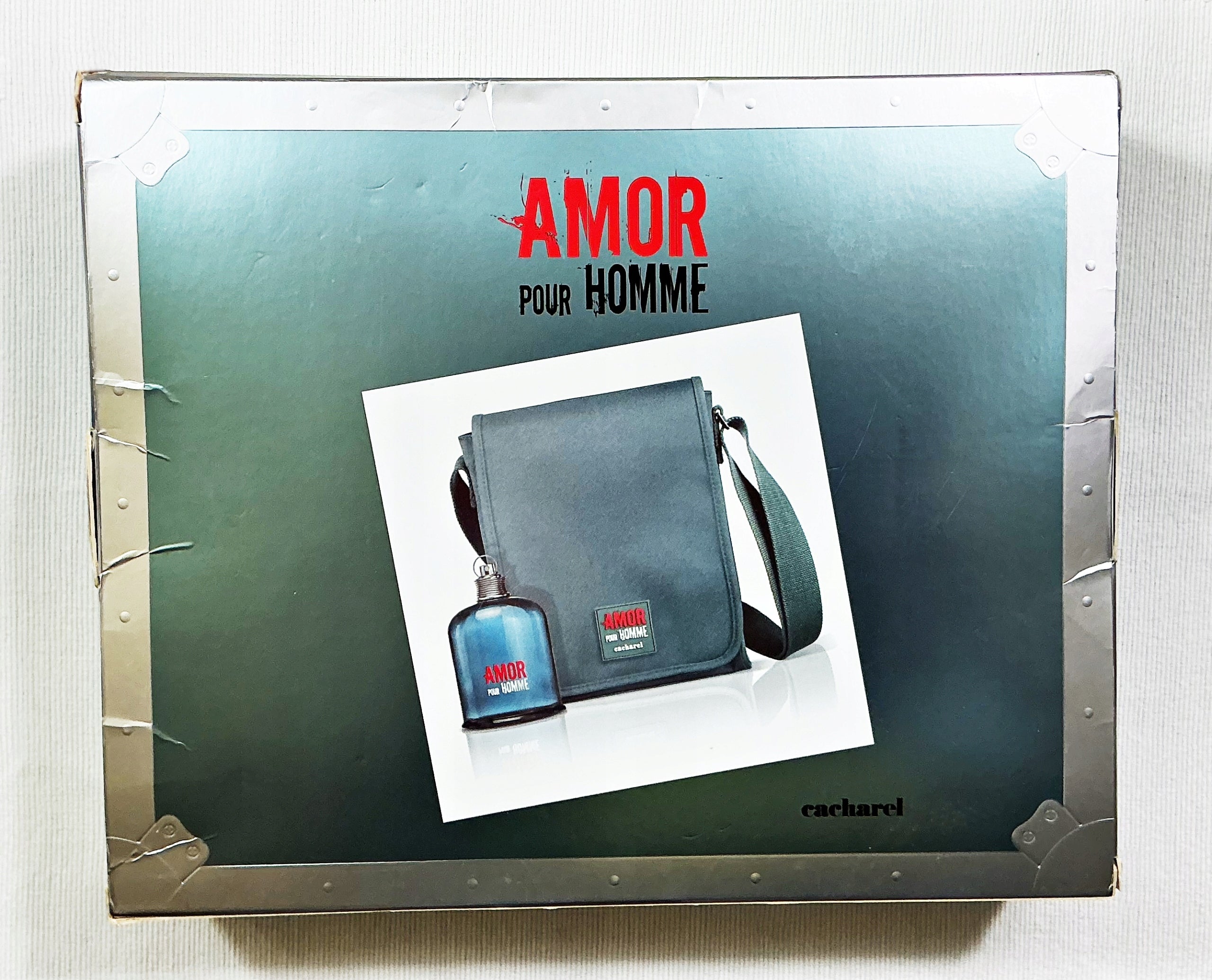 CACHAREL AMOR POUR HOMME 125 ML EAU DE TOILETTE + BAG UNIQUE Packaging status original