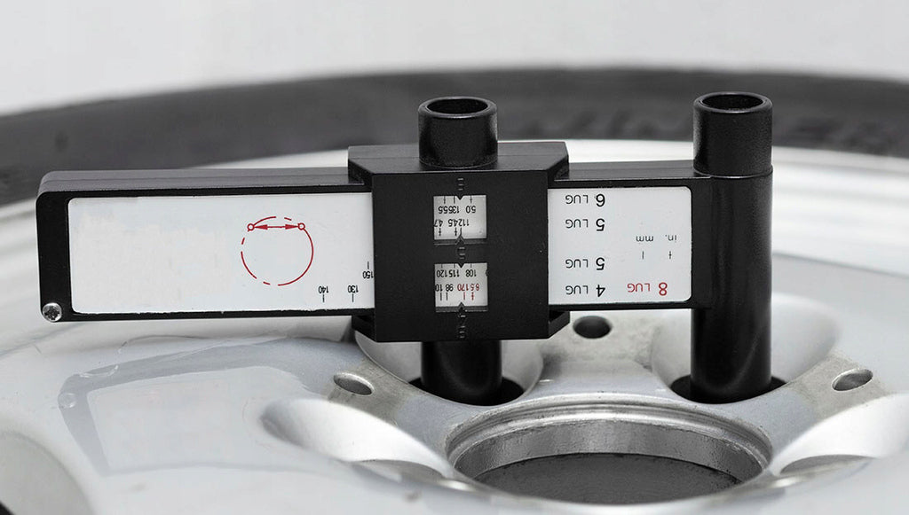 CALIPER METER FOR MEASURING THE SPACING OF WHEEL BOLTS Brand Redats