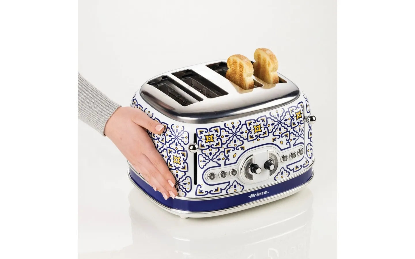CAPRI 156 Toaster, 4 Slices, 1600 W W Blue White Ariete Brand Ariete