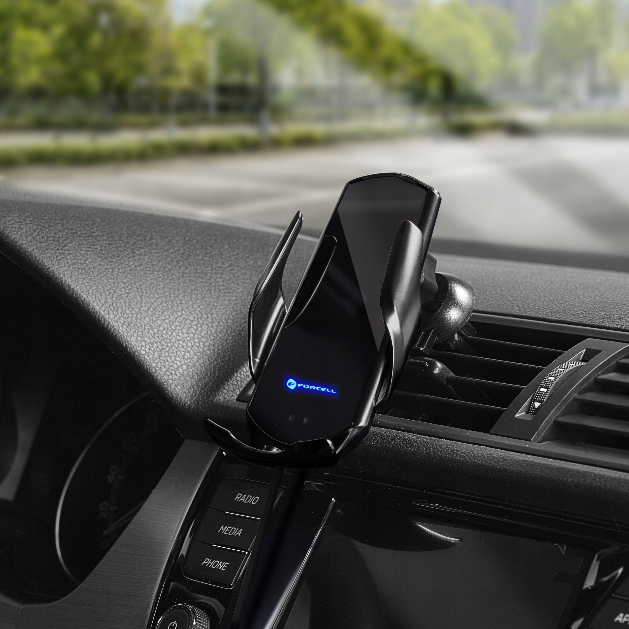 CAR PHONE HOLDER WITH CHARGER AUTOMATIC FOR WINDOW 15W Qi Manufacturer code 5903396092176