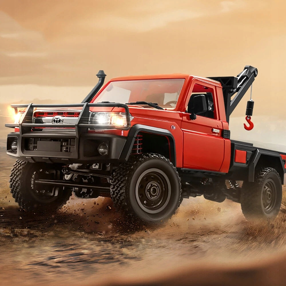 CAR REMOTE CONTROLLED OFF-ROAD TOYOTA 4x4 TUGBOAT WITH WINCH Manufacturer code MN-82T