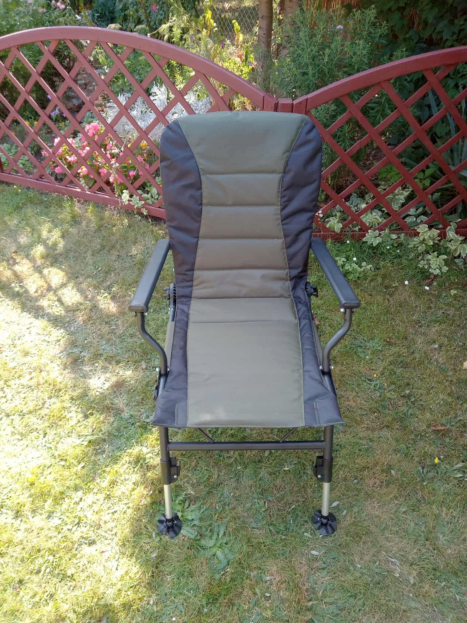 CARP FISHING CHAIR STABLE STRONG max load up to 160 kg Kind armchair