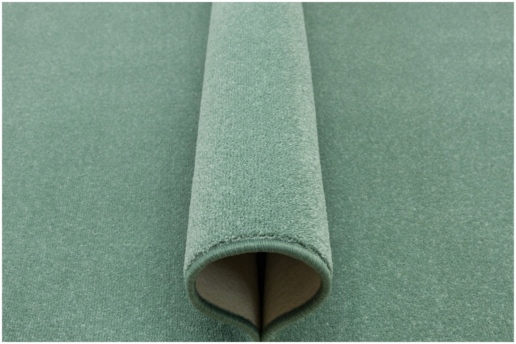 CARPET GREEN SAGE FASHIONABLE SMOOTH ON FELT FOR LIVING ROOM WEMBLEY 200x300 cm Brand Akcila