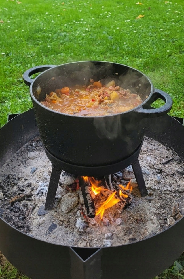 CAST IRON BOILER 10 L Hungarian Hunting POT for Baking FIREPLACE GRILL Manufacturer code MK601