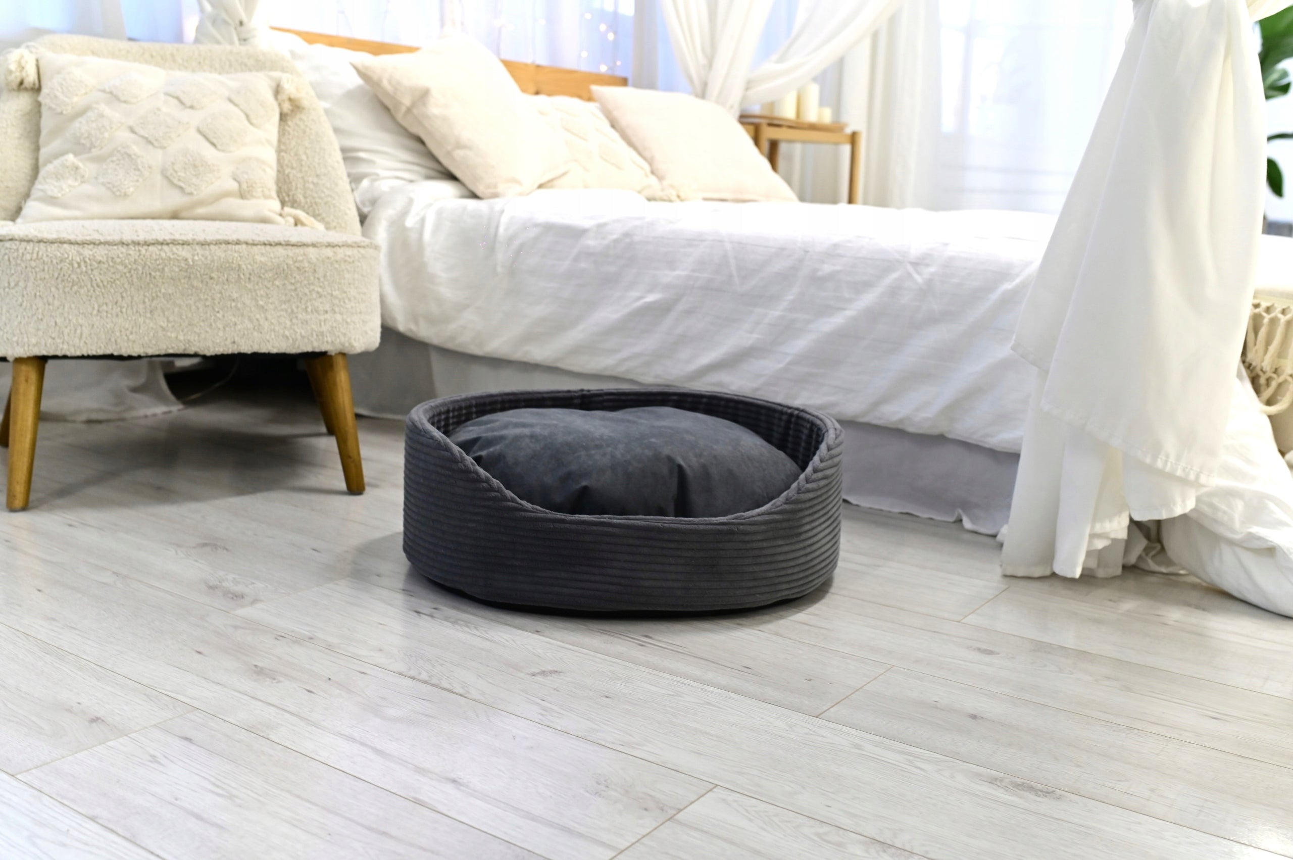 CAT DOG BED COUCH PLAYPEN CORDUROY 60x55 GRAPHITE- L Manufacturer code KUB-SZ-GRAFIT-L