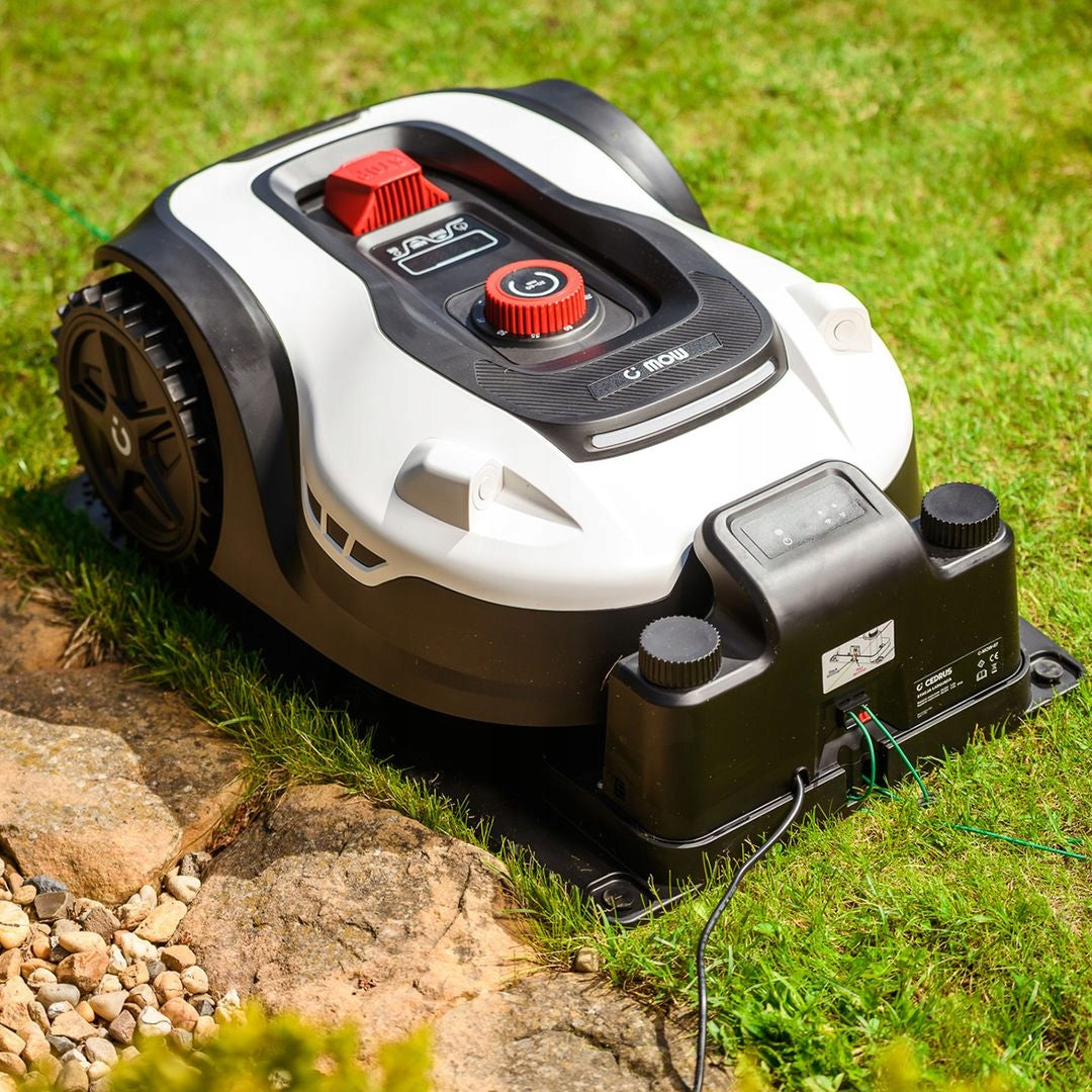 CEDRUS L16 ROBOT MOWER AUTOMATIC LAWN MOWER C-MOW 1600m2 WiFi Mowing height adjustment range 2–6 cm
