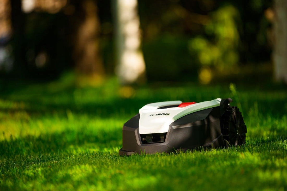 CEDRUS M12+ ROBOT KOSZĄCY KOSIARKA AUTOMATYCZNA DO TRAWY C-MOW 1200m2 Apka Marka Cedrus
