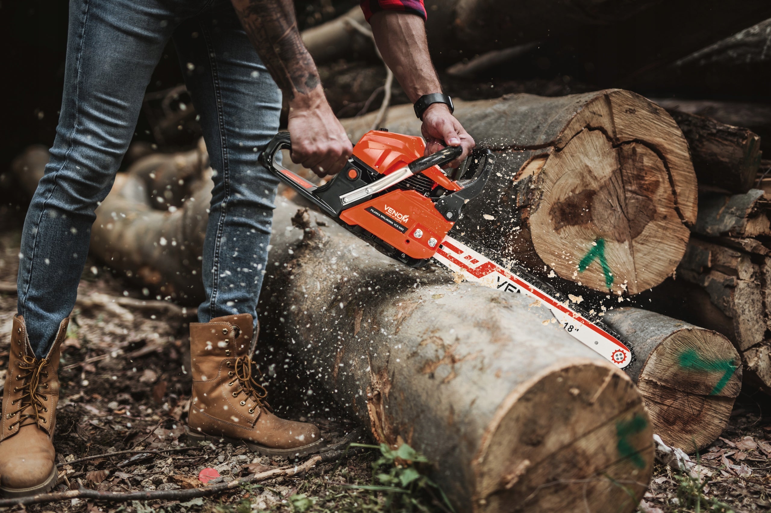 CHAINSAW 58CC 4xCHAIN 2xCHAINS 16' 18' Manufacturer code VENOM Pilarka spalinowa VCS5202