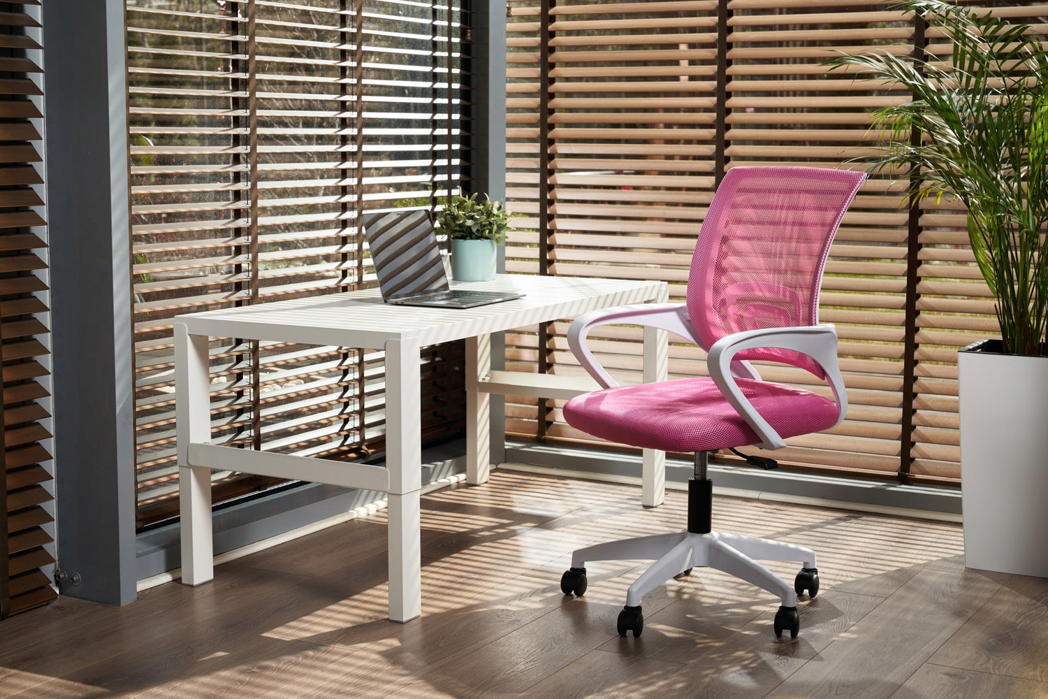 CHAIR SWIVEL DESK CHAIR FOR BABY GIRL PINK FOR LEARNING Packaging status original