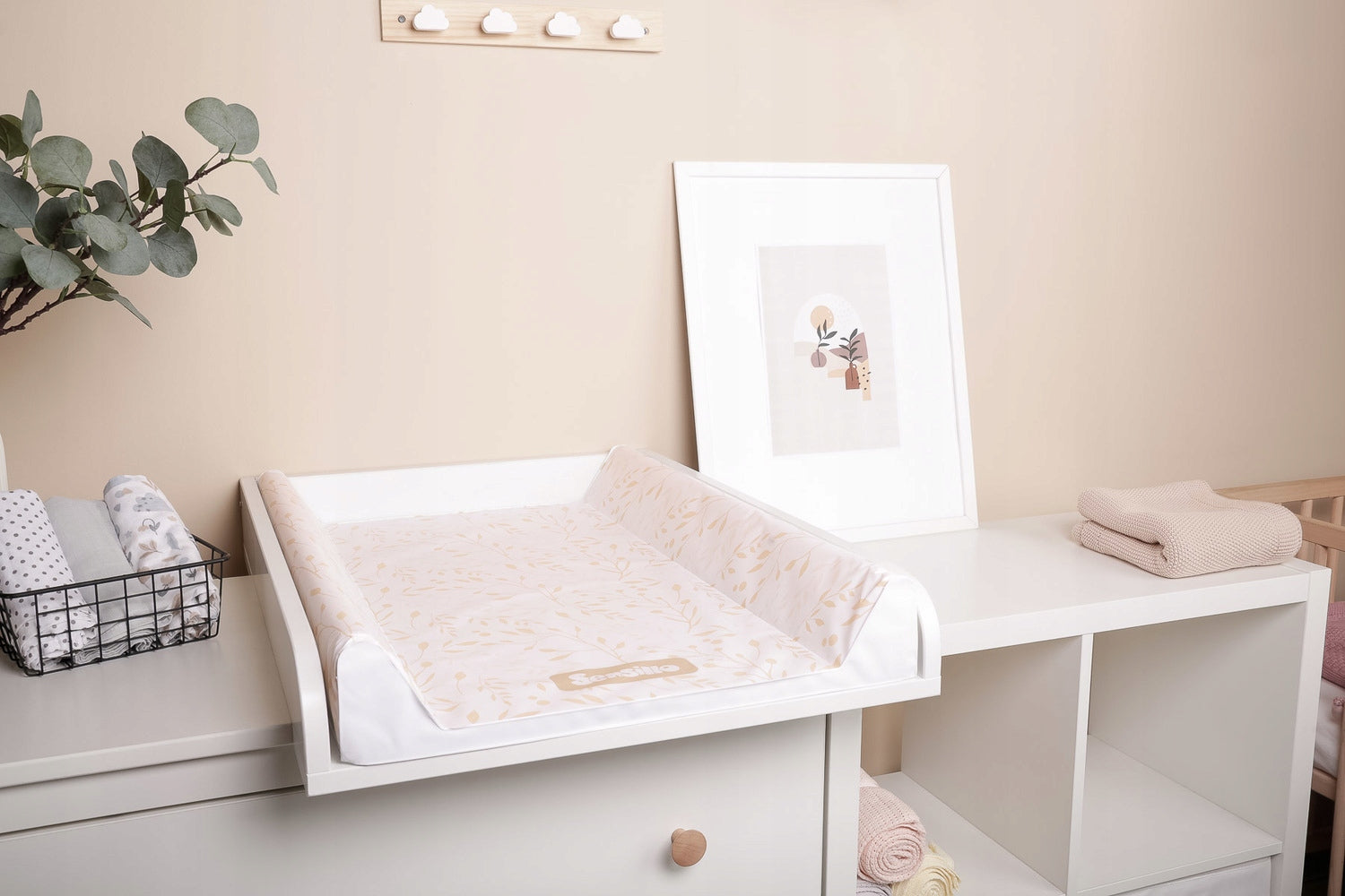 CHANGING TABLE DRESSER COVER SOFT BEIGE LEAF Manufacturer code SILLO-13727