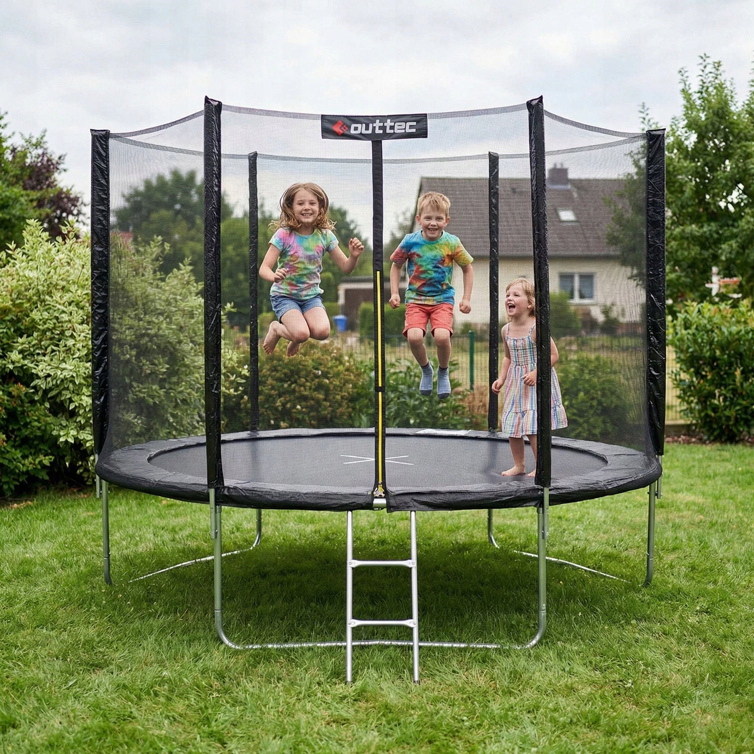 CHILDREN'S GARDEN TRAMPOLINE STRONG OUTDOOR NET LADDER 8FT OUTTEC Size (ft) 8 (244-252 cm)