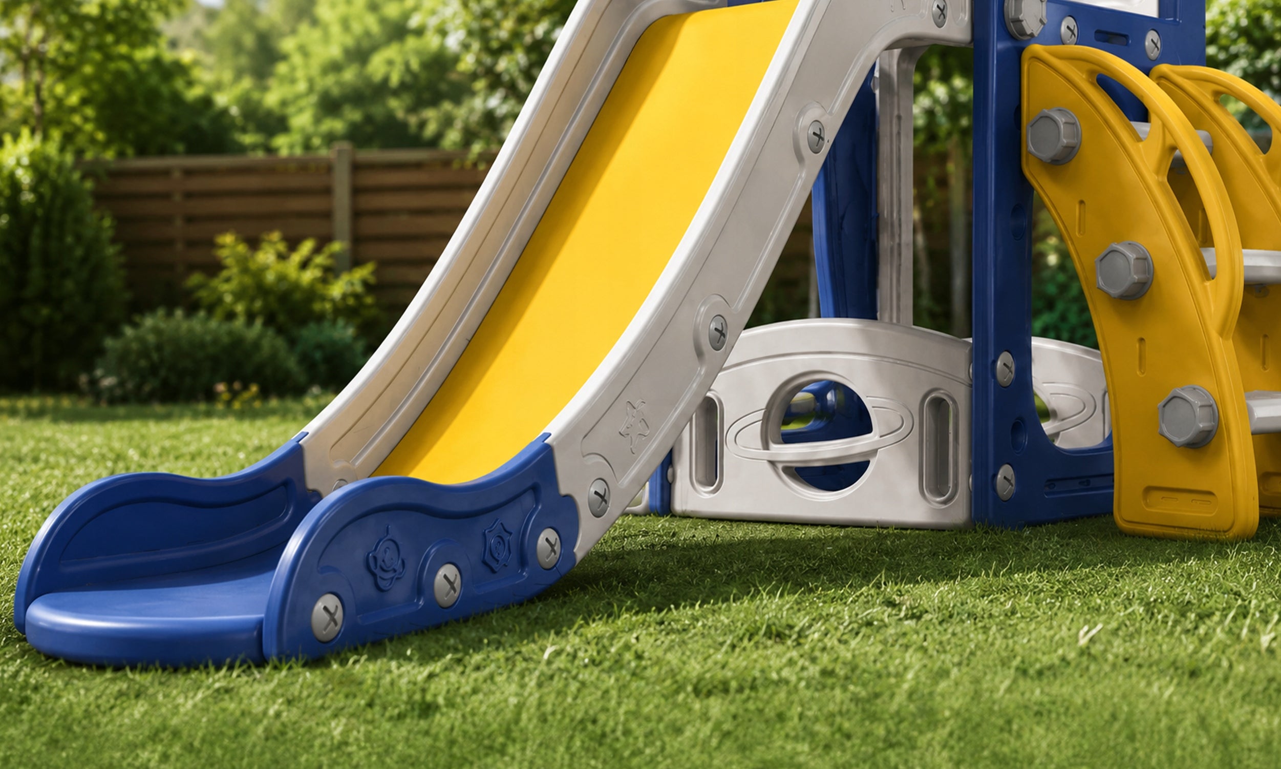 CHILDREN'S SLIDE GARDEN SLIDE 165cm HOME SQUARE TOYS SLIDE Manufacturer code ZJEŻDŻALNIA OGRODOWA DLA DZIECI DO BASENU