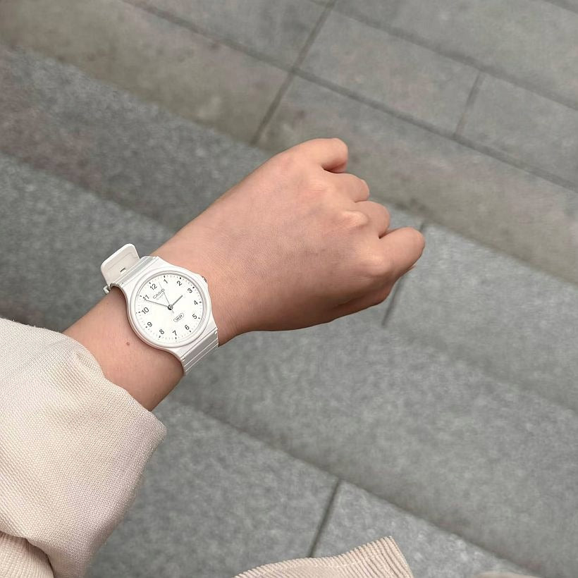 CLASSIC AND EASY TO READ WATCH CASIO MQ-24B-8BEF ARABIC NUMERALS LIGHT +BOX Manufacturer code MQ-24B -7BEF