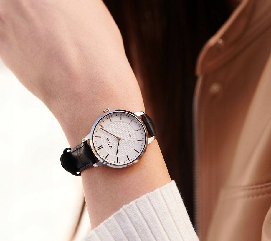 CLASSIC WOMEN'S WATCH LORUS RG277TX9 WATERPROOF ON STRAP 34mm Manufacturer code RG277TX-9