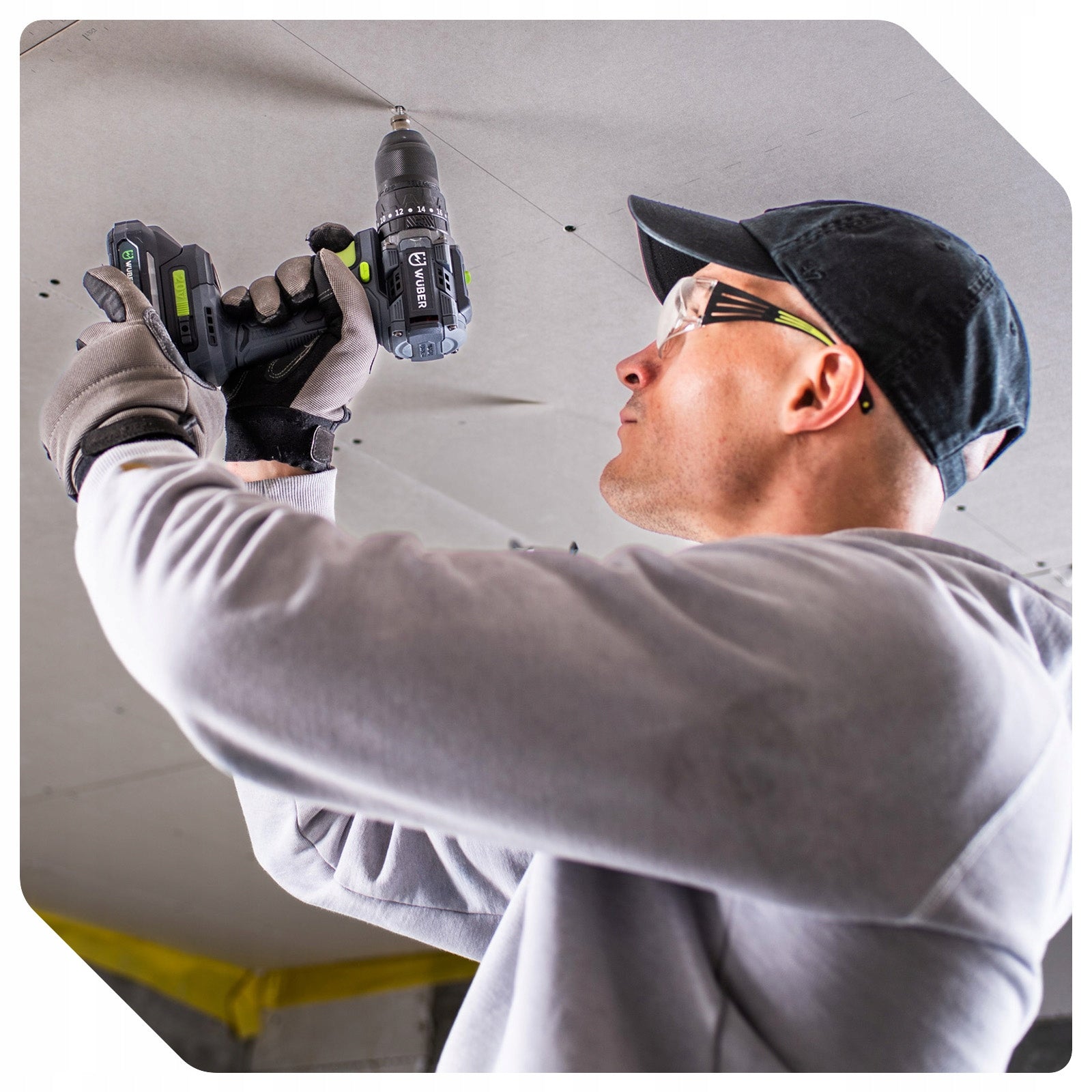 CORDLESS DRILL/DRIVER WITH IMPACT 20V BRUSHLESS 50Nm + SUITCASE Series W04523 WIERTARKO-WKRĘTARKA AKUMULATOROWA