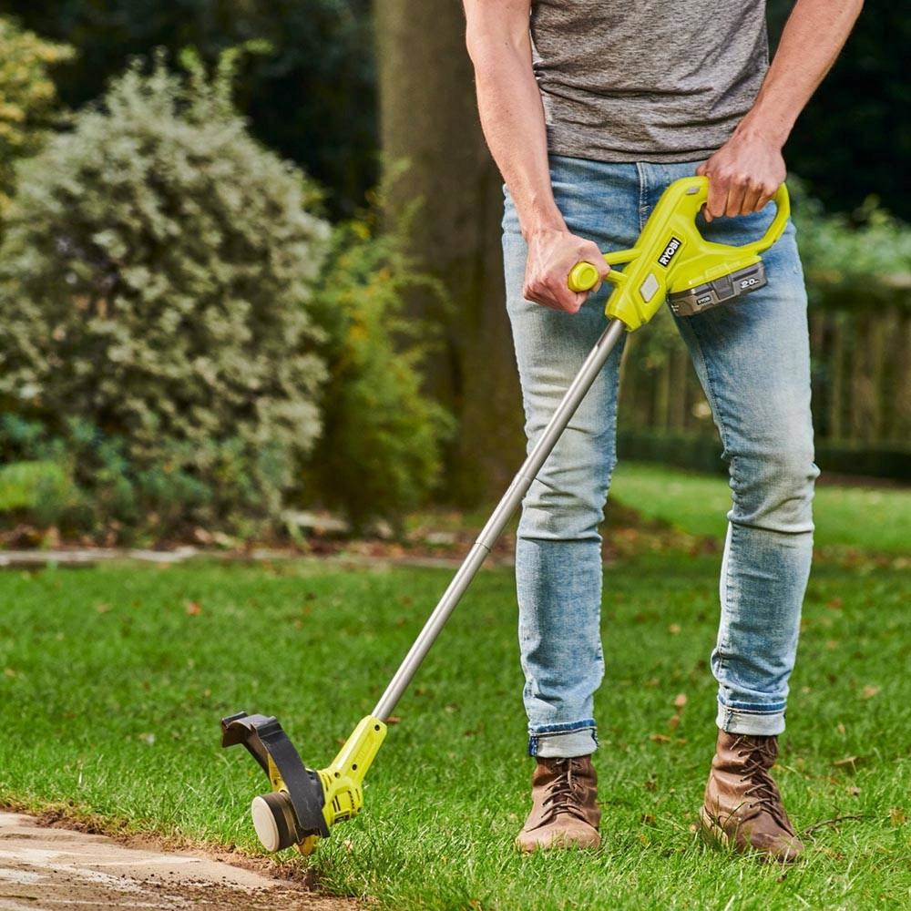 CORDLESS TRIMMER GRASS SCYTHE RY18LT23A-120P 2,0Ah RYOBI + BLADES Brand Ryobi