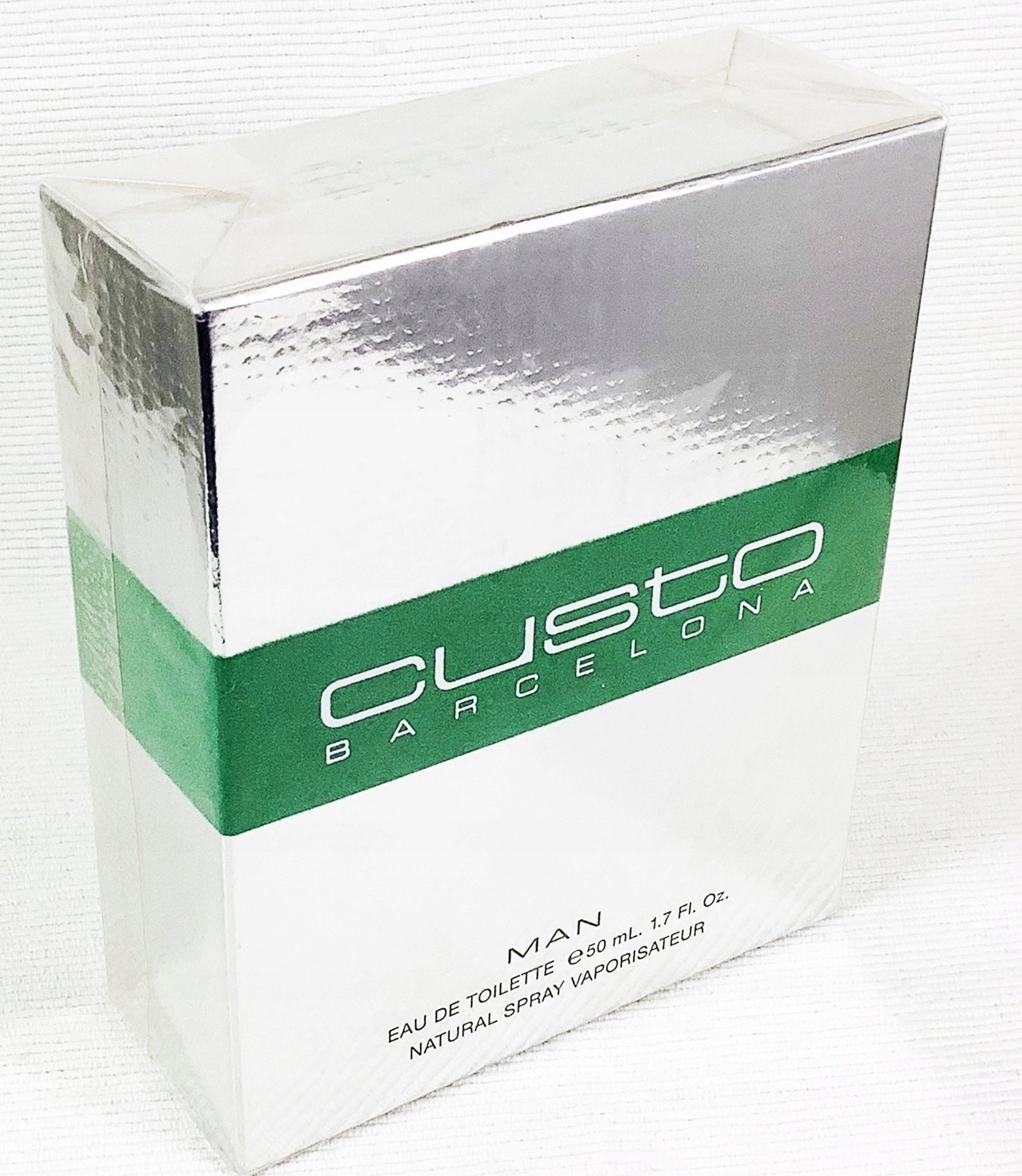 CUSTO BARCELONA MAN 50 ML EAU DE TOILETTE UNIQUE EAN (GTIN) 077865002012
