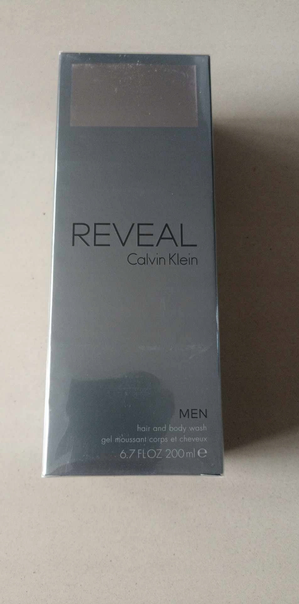 Calvin Klein Reveal Men Shower Gel 200 ML Manufacturer code 3607342880955