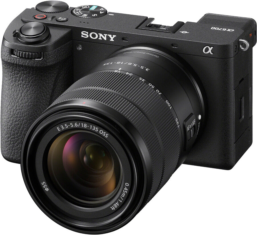 Camera Sony A6700 + 18-135 mm f/3.5-5.6 OSS ILCE6700MB Packaging status original