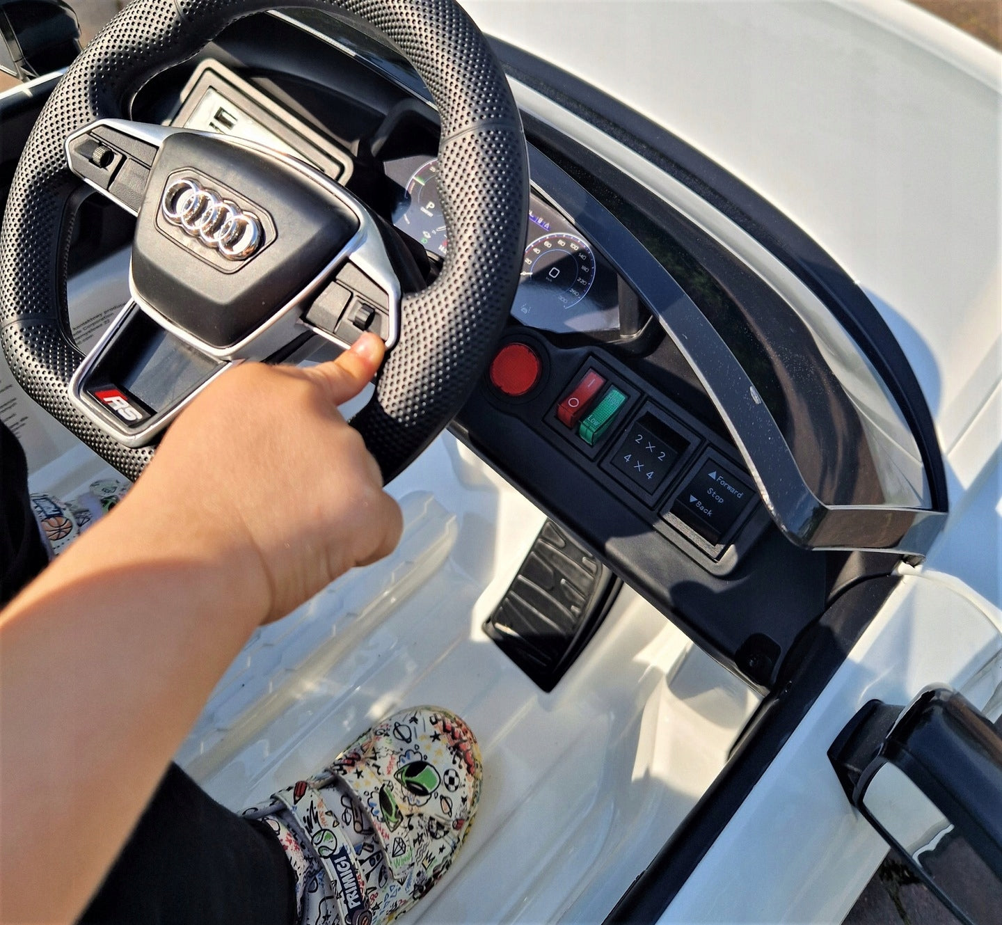 Car Battery Operated Children's Car Electric AUDI E-TRON RS GT 4X4 Kid's age 2+ years