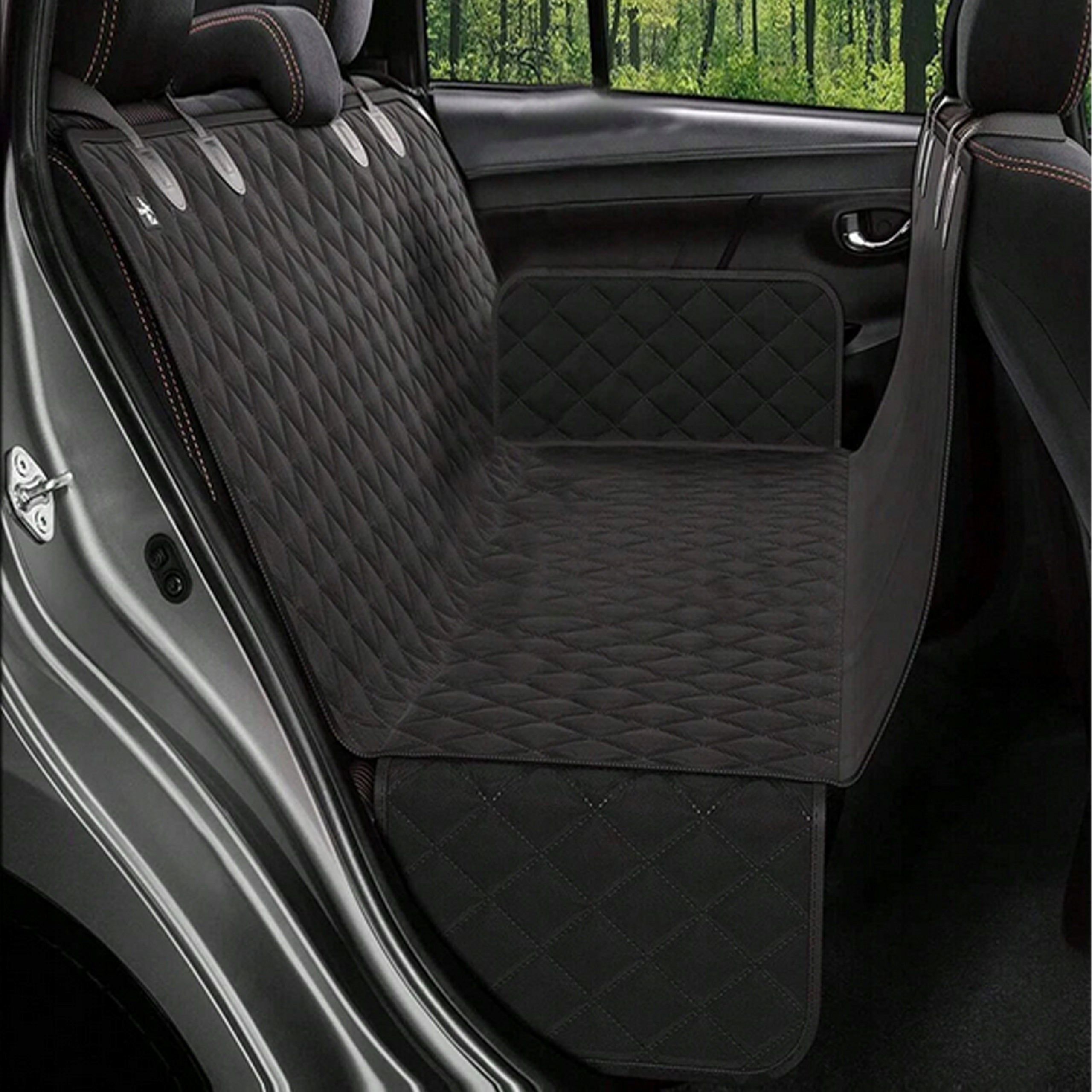 Car mat plastic universal black 147 cm x 137 cm Product height 147 cm