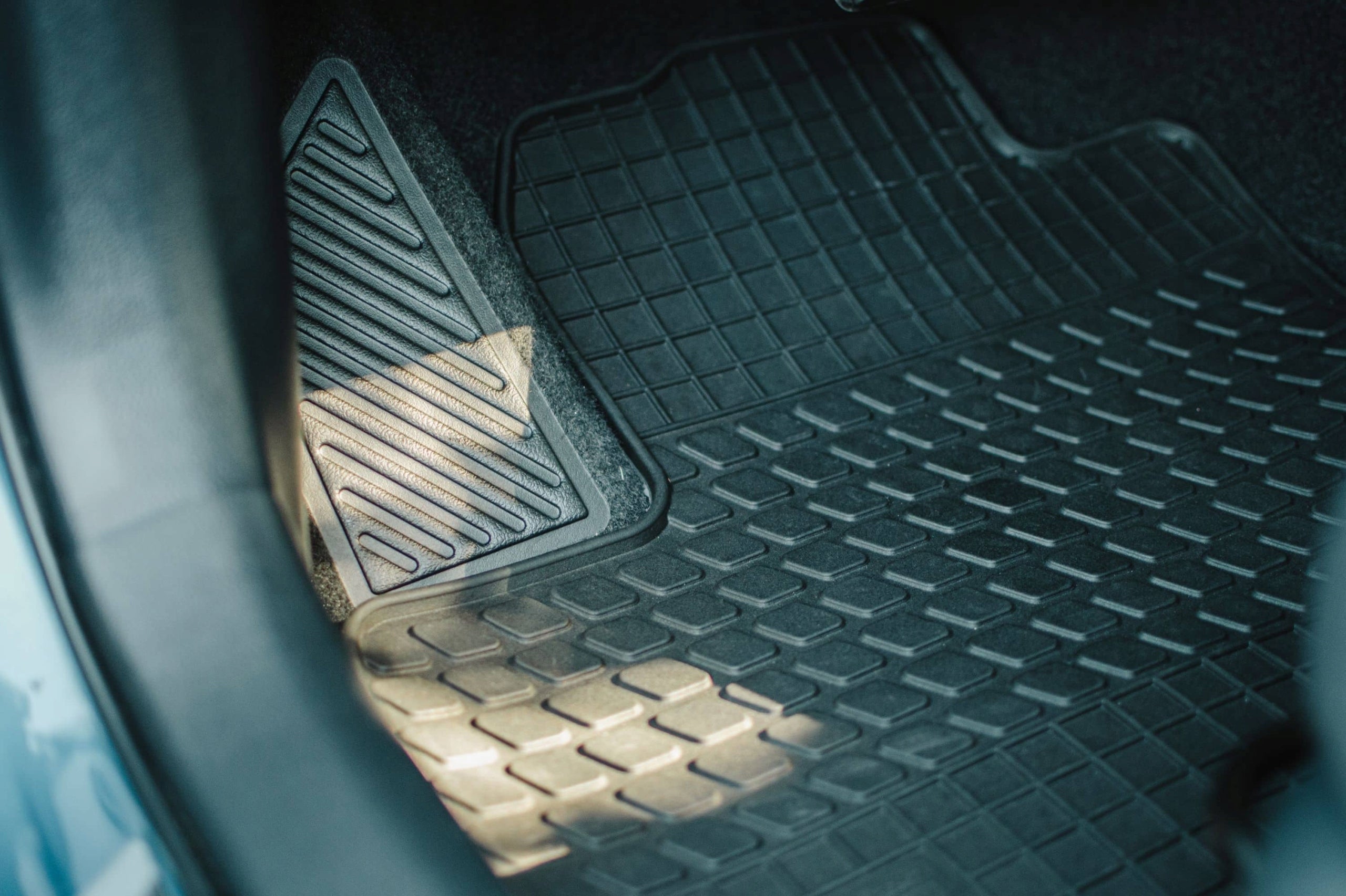 Car mats for: Toyota Avensis III T27 (2009-2015) wiper blades Packaging status original