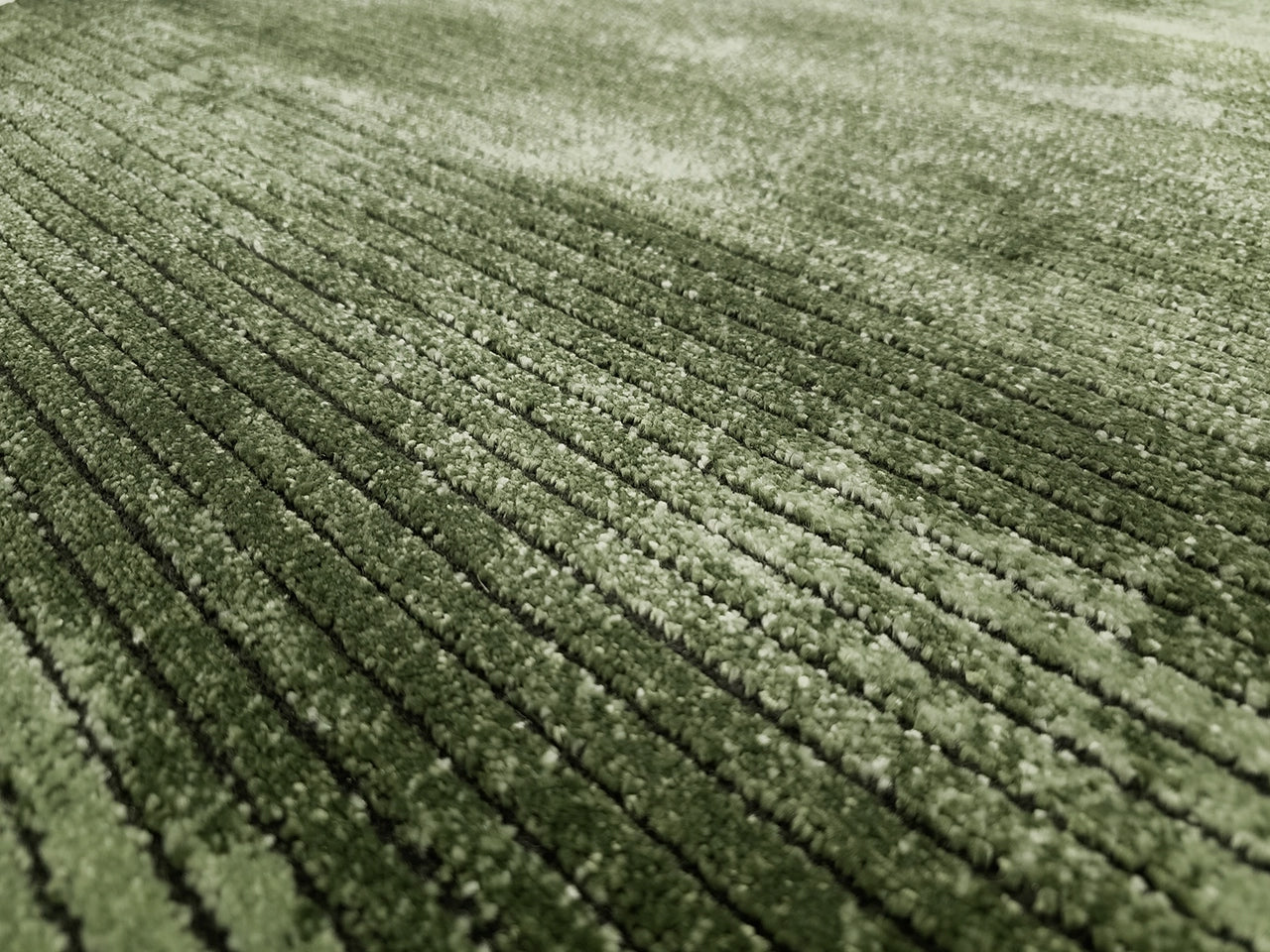 Carpet 200x290 GREEN MODERN UNIFORM FOR LIVING ROOM BEDROOM FASHIONABLE GREENERY Manufacturer code Dywan zielony jednolity do salonu sypialni